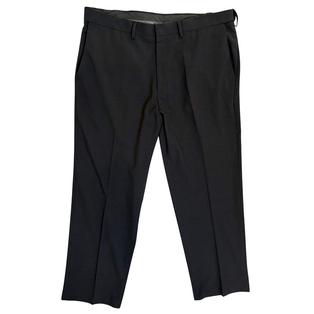 Haggar Men’s Classic Fit Premium Comfort Dress Pants 38x29 Gray